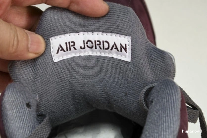 Hyperoad 5 “Burgundy” Air Jordan 1101